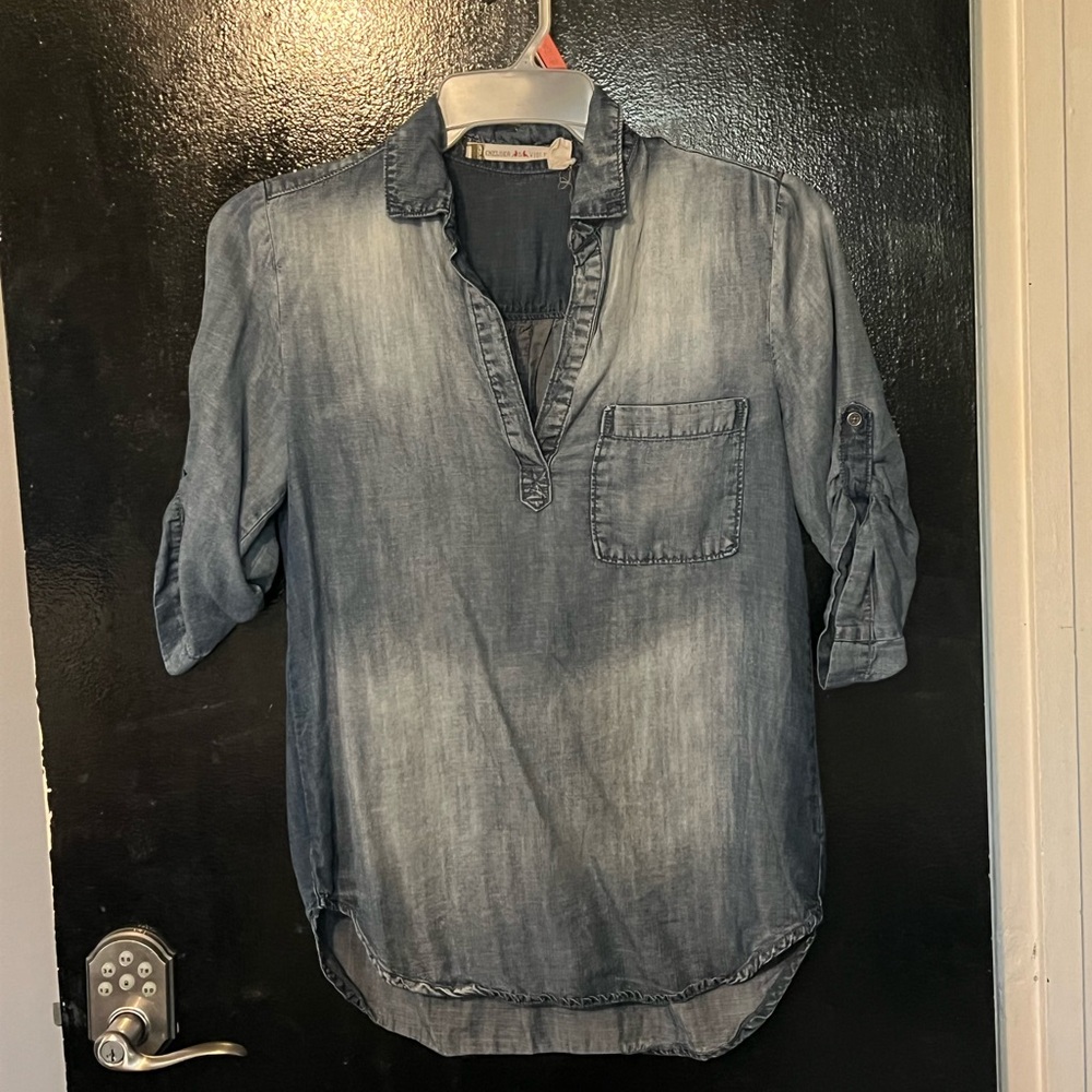 Women’s Denim Shirt